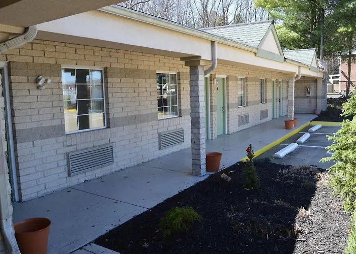 Economy Inn Cuyahoga Falls