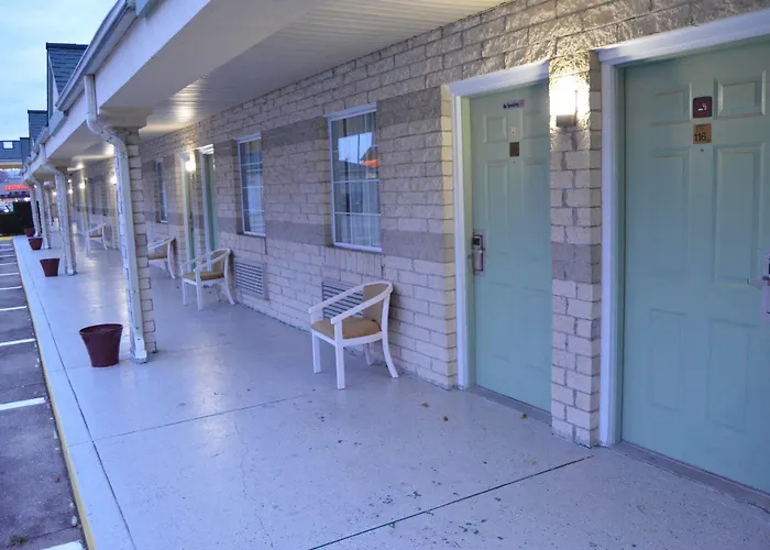 Economy Inn Cuyahoga Falls